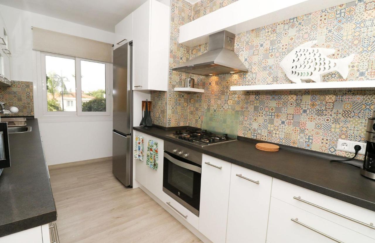 Family Apartment Walking Distance To The Sea And All Amenities Sitio de Calahonda Екстер'єр фото