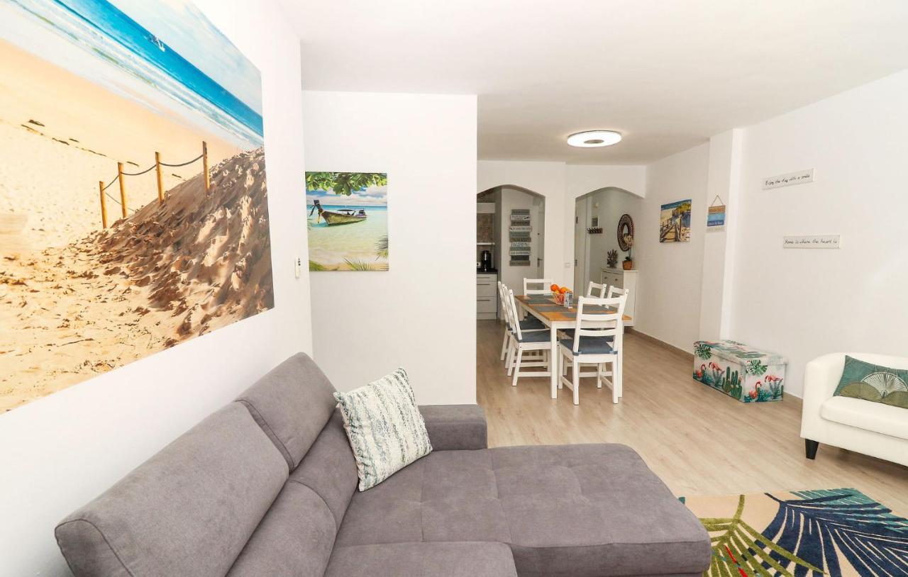 Family Apartment Walking Distance To The Sea And All Amenities Sitio de Calahonda Екстер'єр фото
