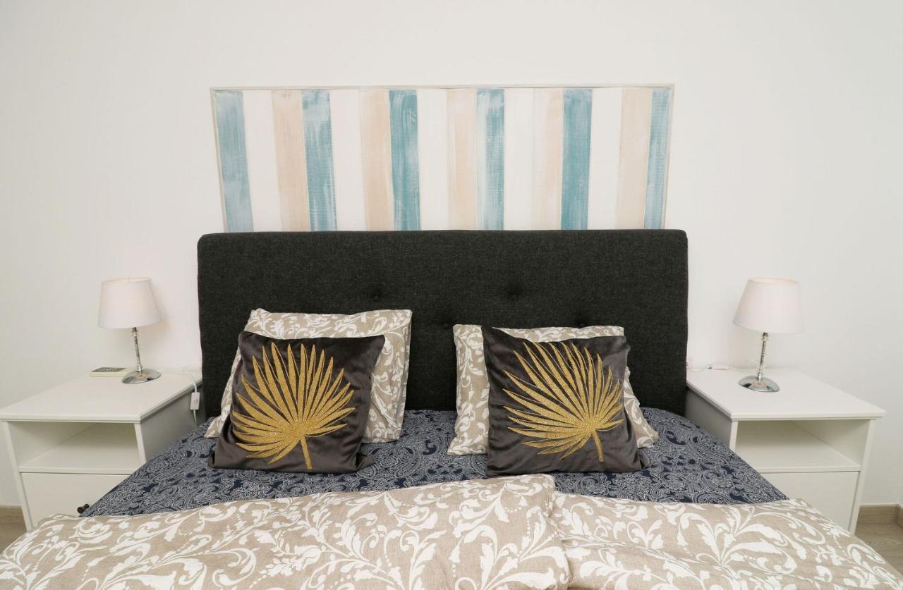 Family Apartment Walking Distance To The Sea And All Amenities Sitio de Calahonda Екстер'єр фото