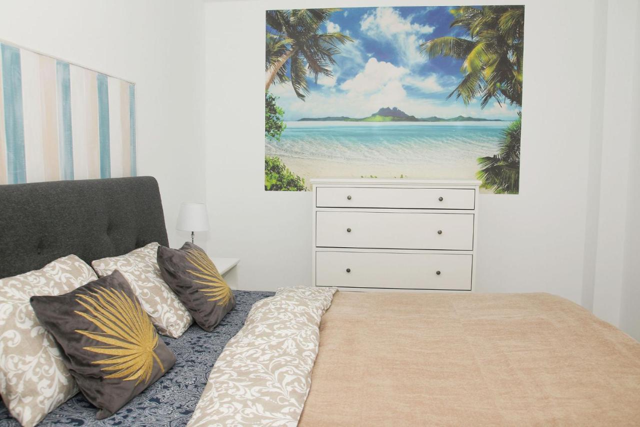 Family Apartment Walking Distance To The Sea And All Amenities Sitio de Calahonda Екстер'єр фото